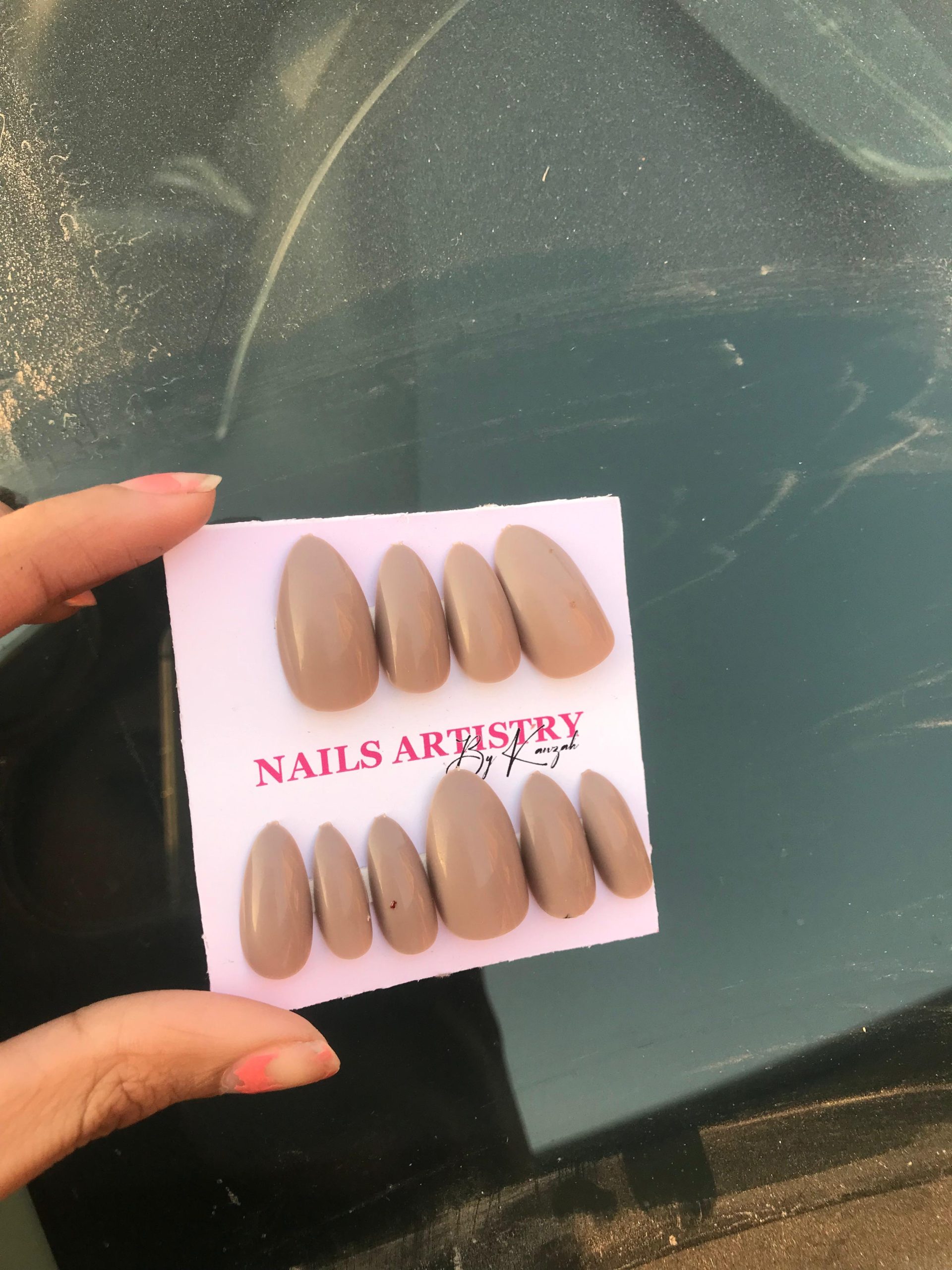 Minimalist Solids Set press on nails - Image 2